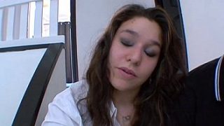 Etudiante french à coup de bite dans le cul !